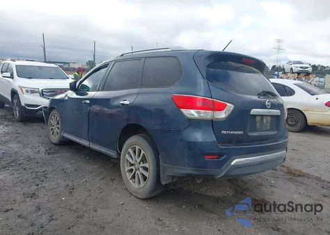 2016 Nissan Pathfinder S z USA, uszkodzony, nr VIN 5N1AR2MNXGC636778